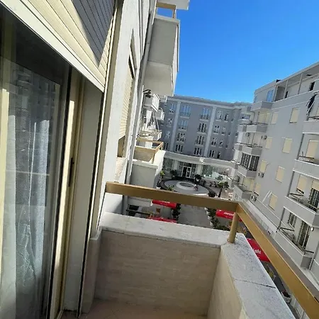 Apartment Geni *